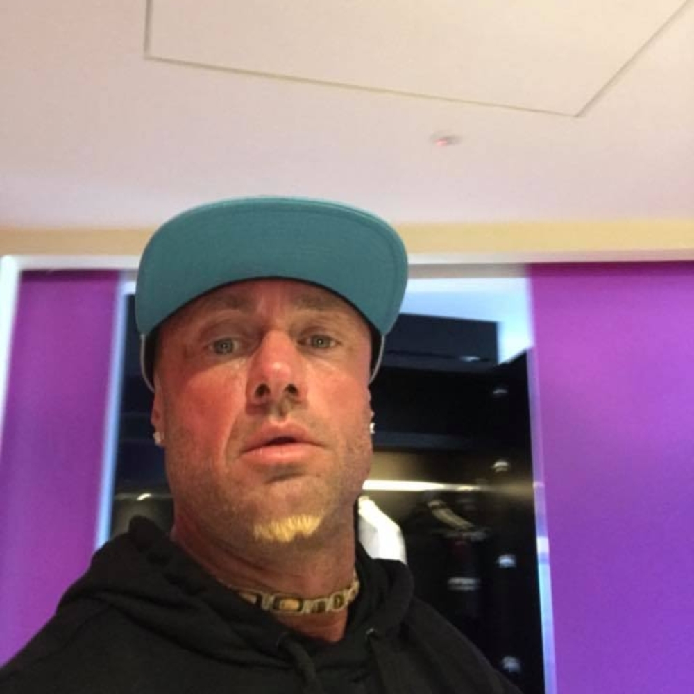 Meet your Posher, Aric